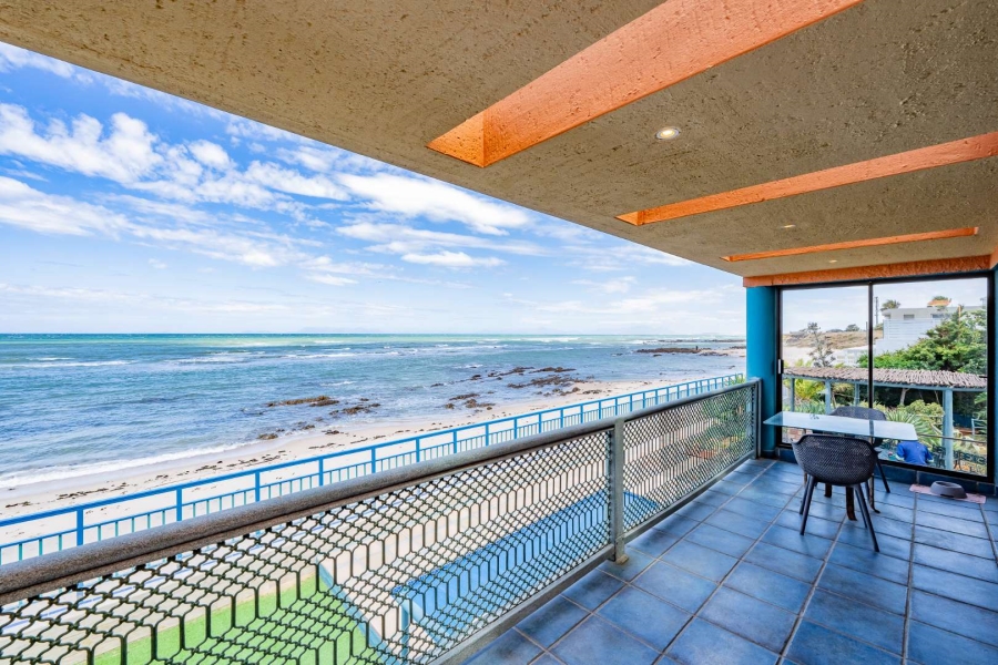 4 Bedroom Property for Sale in Gordons Bay Western Cape